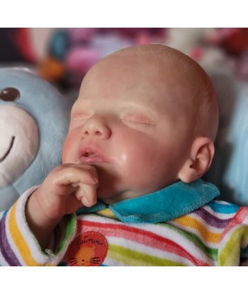 Poupée Sam reborn aux yeux fermés par Gudrun Legler la chaussure